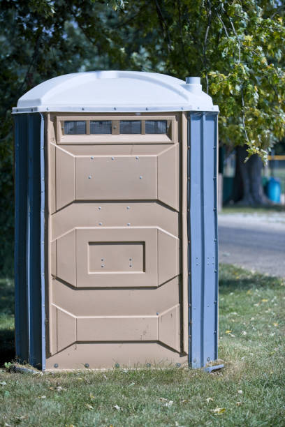 Portable Toilet Options We Offer in Woodmere, LA